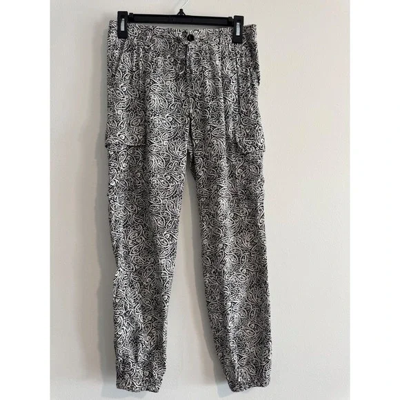 Lauren Ralph Paisley Cargo Joggers Womens 2 Black White Boho Pants Summer Casual - Picture 1 of 4